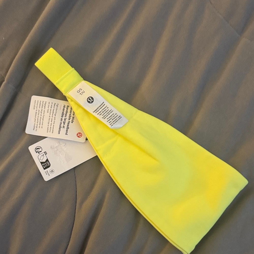 Lululemon Yellow Wide Reversible Wide Fleece Headband NWT - Picture 6 of 7